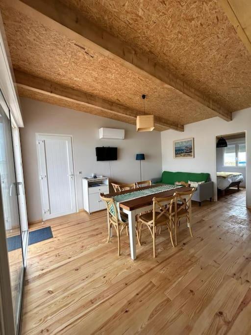 Maison Chalet 200 M De La Plage Climatisation Et Wifi Gruissan Εξωτερικό φωτογραφία